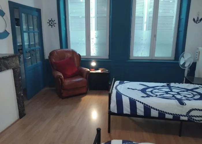 F3 Centre De Apartment *